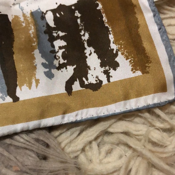 Gorgeous Vintage Vera Neumann Scarf-Polyester-Browns/Gray/White-GUC - Picture 15 of 15